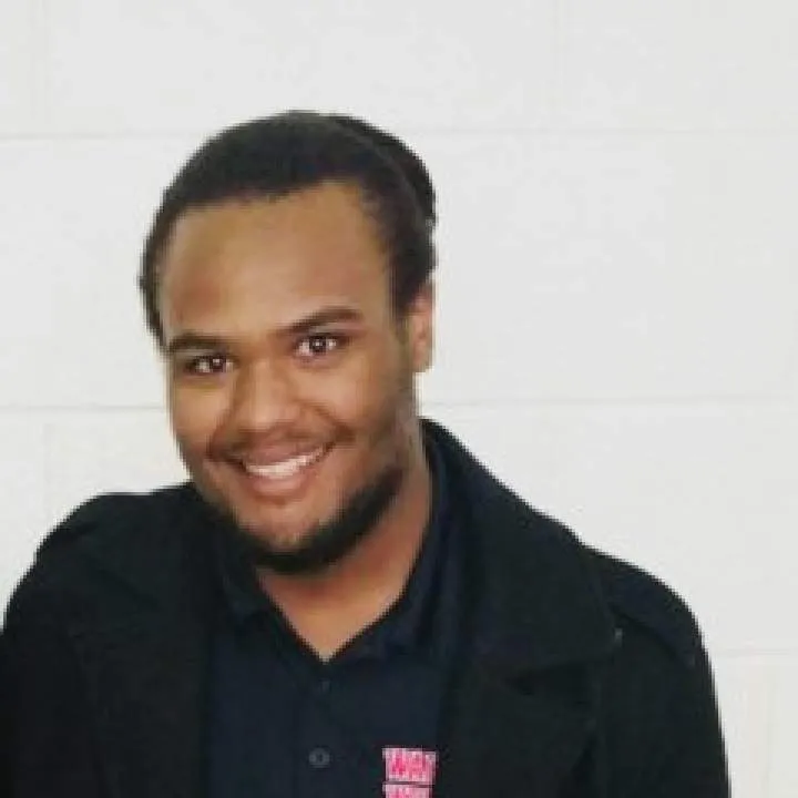 Dee Photo On Jungo Live