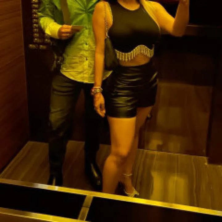 Khloe Photo On Jungo Live