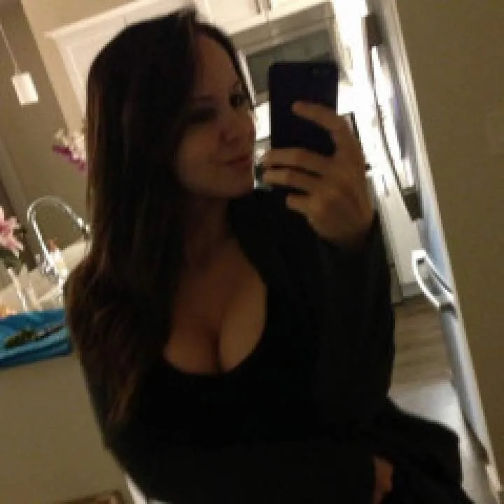 Linda Walt Photo On Jungo Live