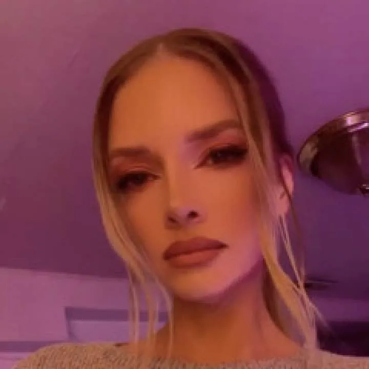 Hotie_kim Photo On Jungo Live