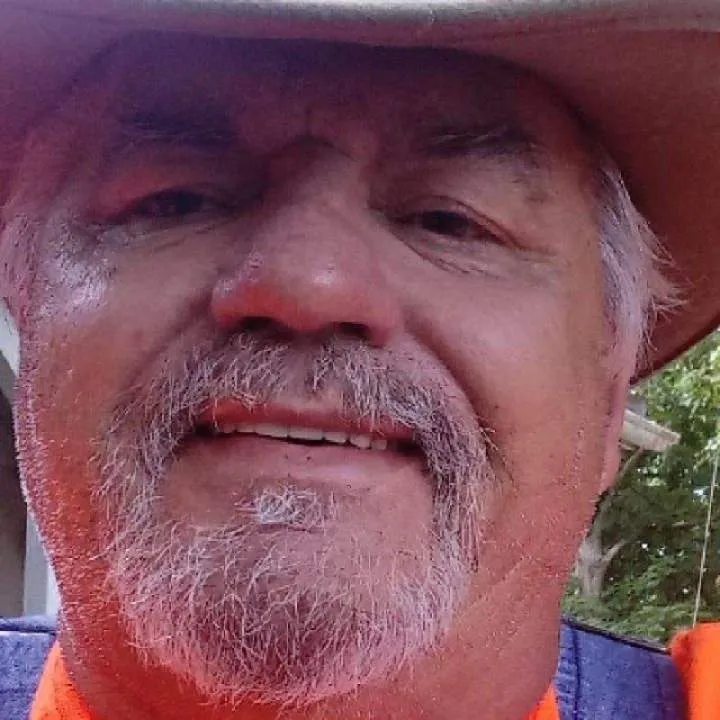 Mikee Photo On Jungo Live