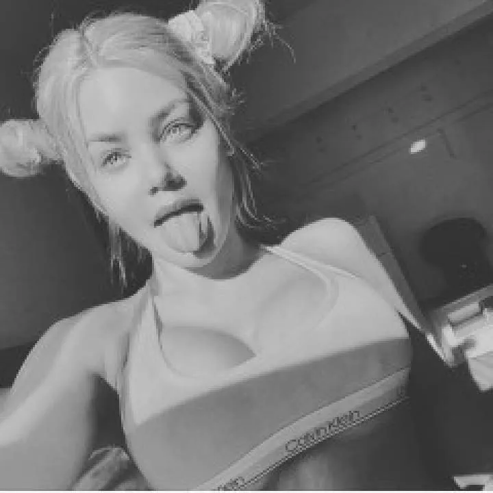 Kristen White Photo On Jungo Live