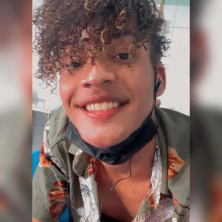 Huga Photo On Jungo Live