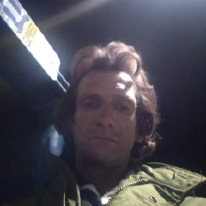 Hank Photo On Jungo Live