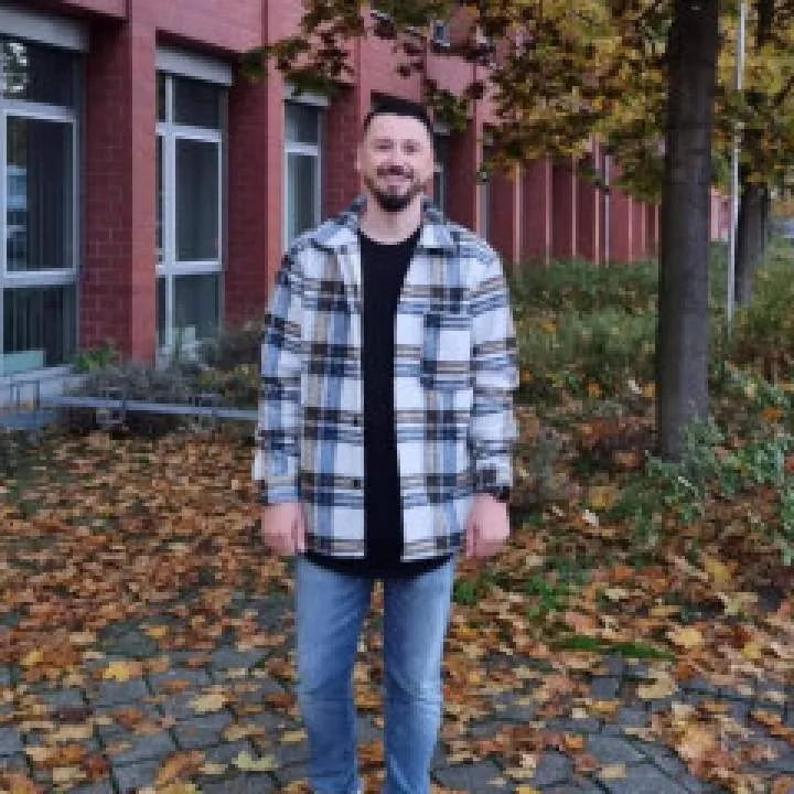 James34brian Photo On Jungo Live