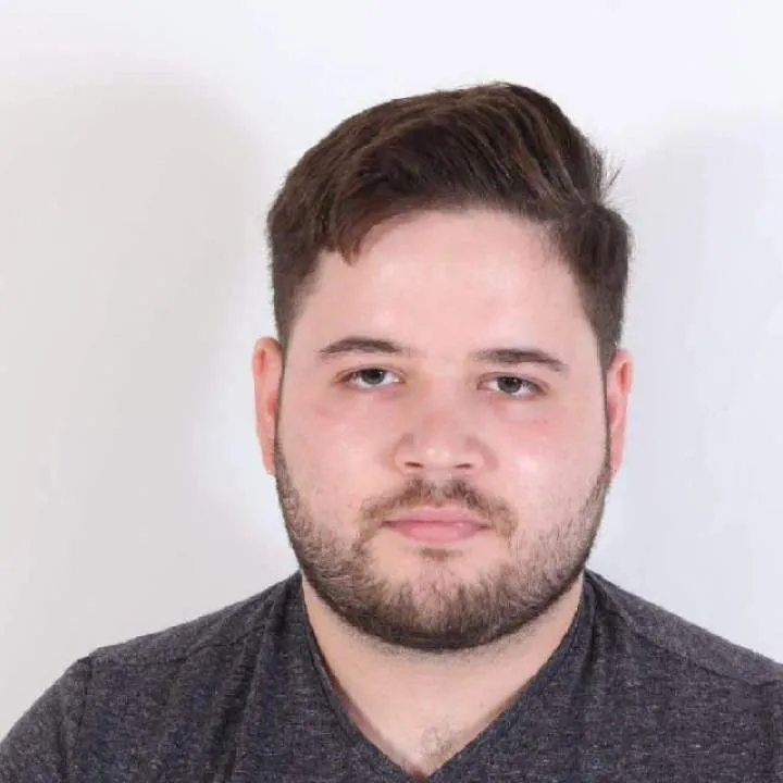 Hansen Photo On Jungo Live