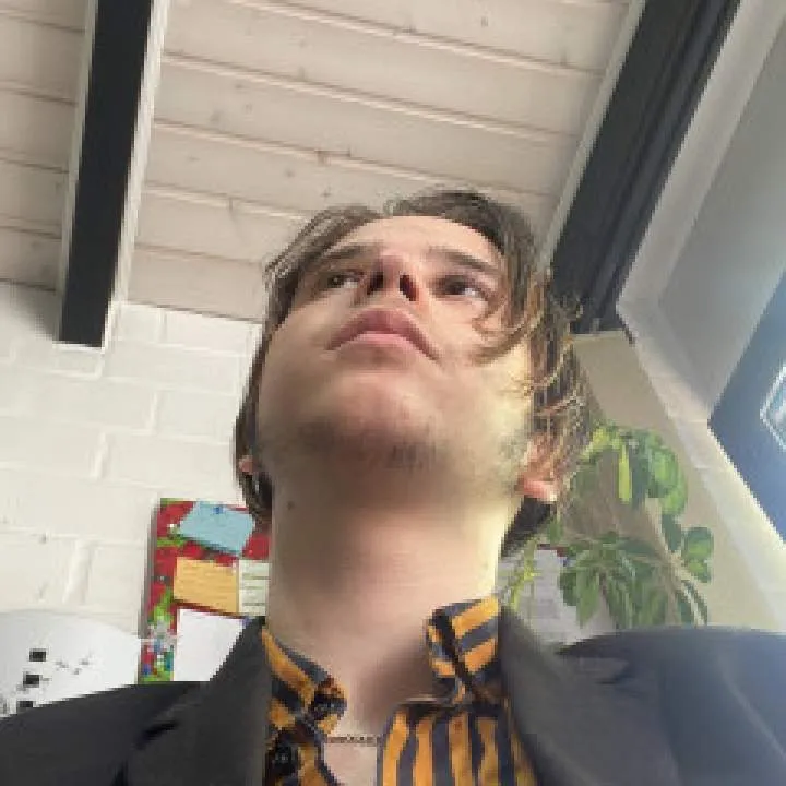 Paul Photo On Jungo Live