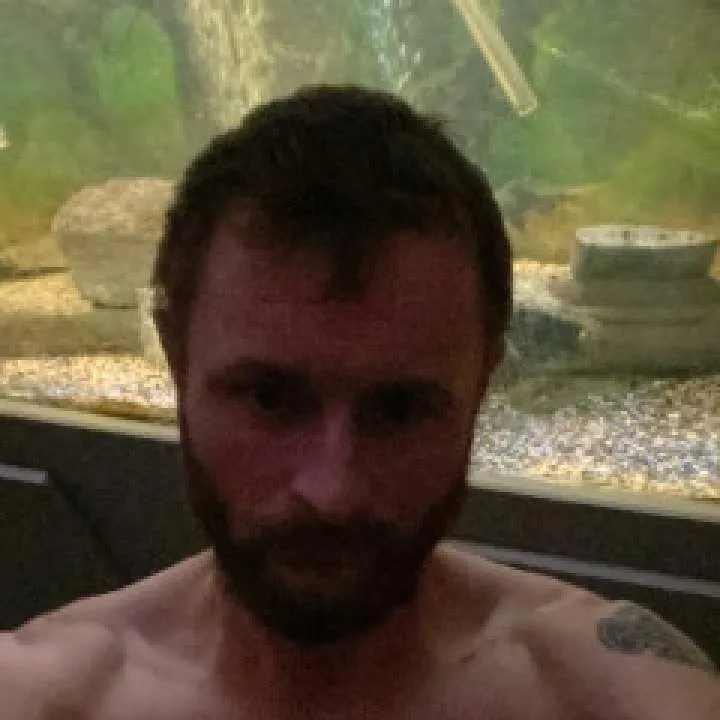 Mrgreat.... Photo On Jungo Live