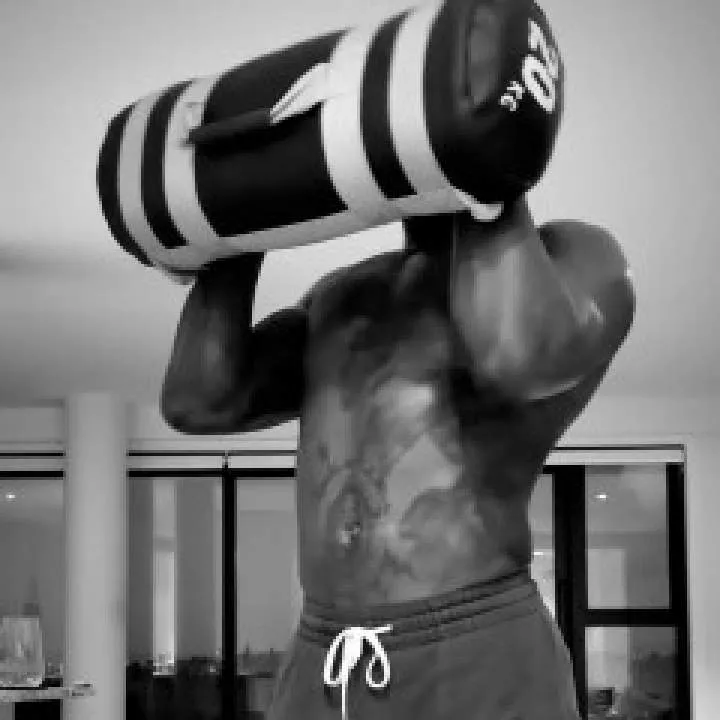 Guy Photo On Jungo Live