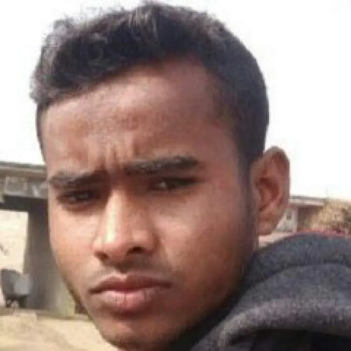 Aaki Khan Photo On Jungo Live