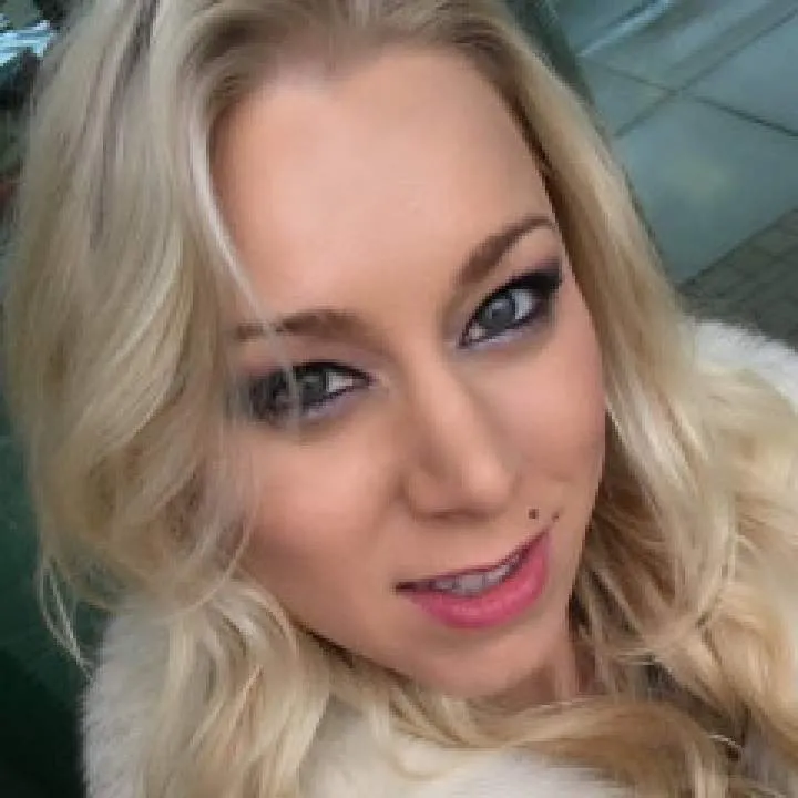 Sarah Scott Photo On Jungo Live