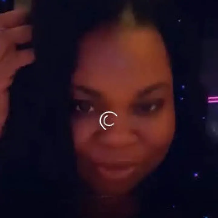 Fat Photo On Jungo Live