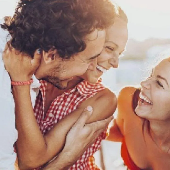 Couple Photo On Jungo Live