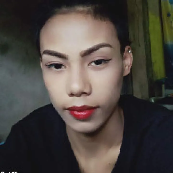 Kim Photo On Jungo Live