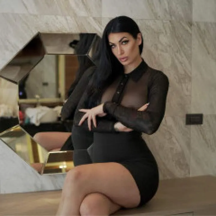 Helen Danian Photo On Jungo Live