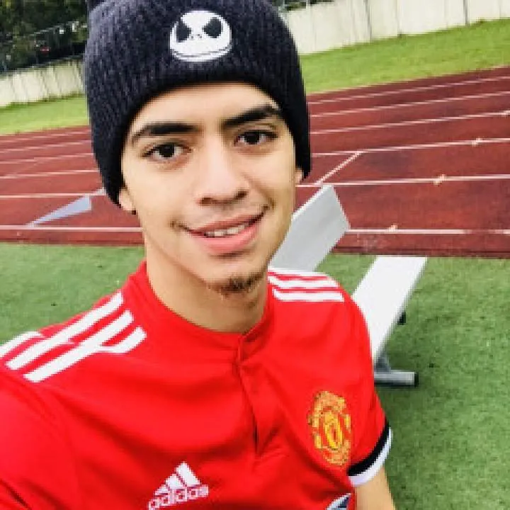 Yonigomez Photo On Jungo Live