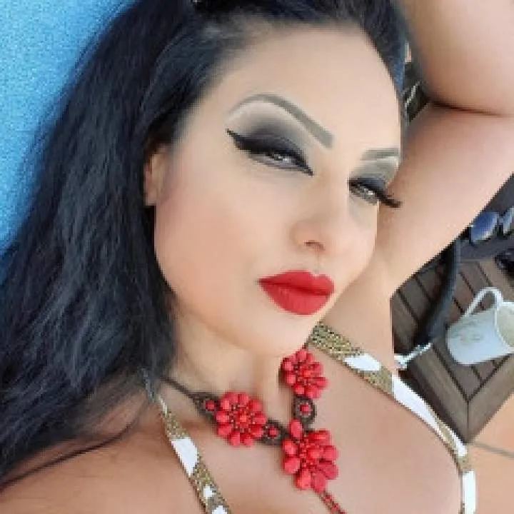 Angie Photo On Jungo Live