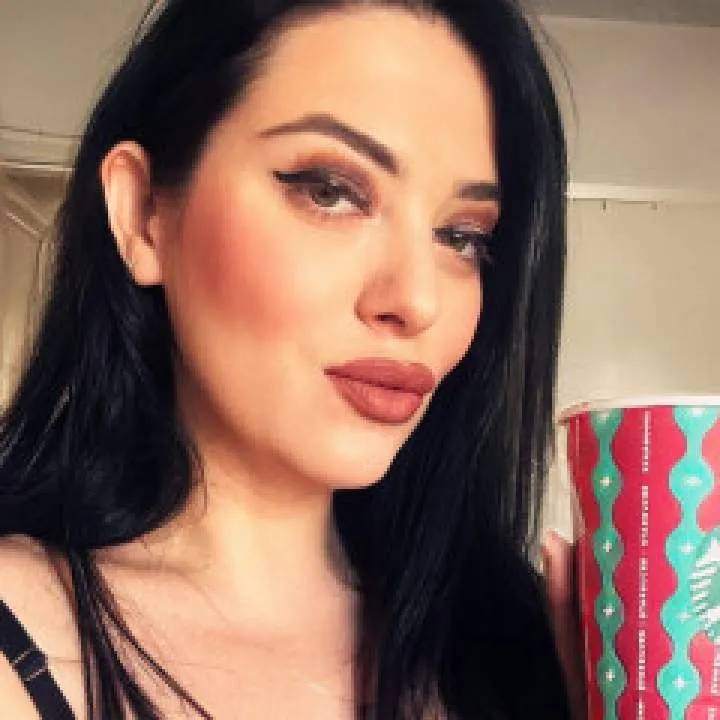 Goddess Stacey Photo On Jungo Live