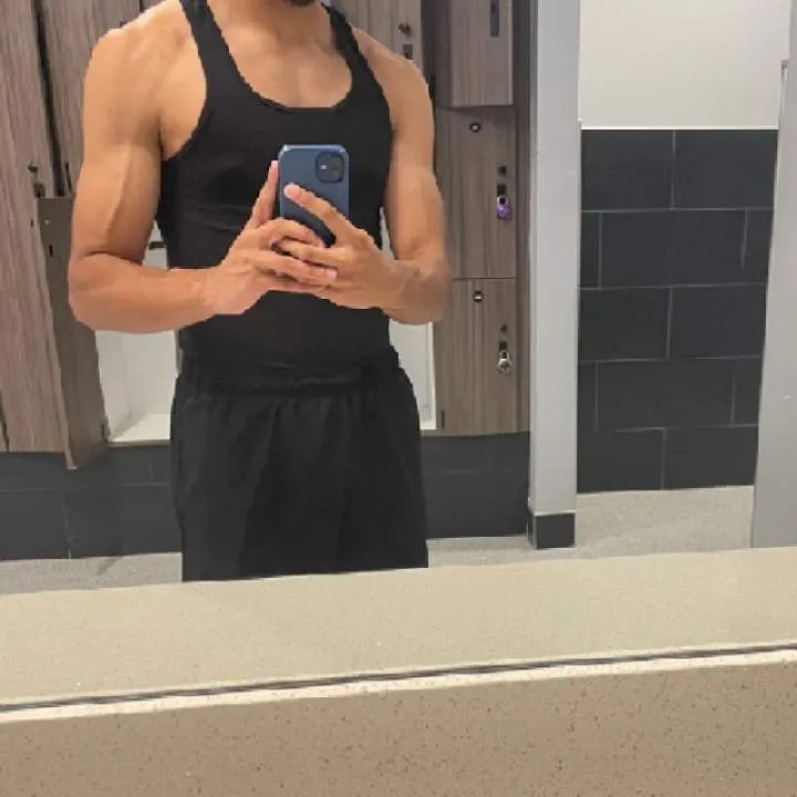 Adam20 Photo On Jungo Live