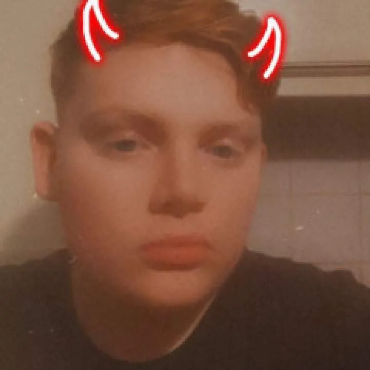 Mommy’s Slave Photo On Jungo Live