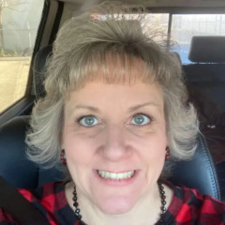 Elizabeth Photo On Jungo Live