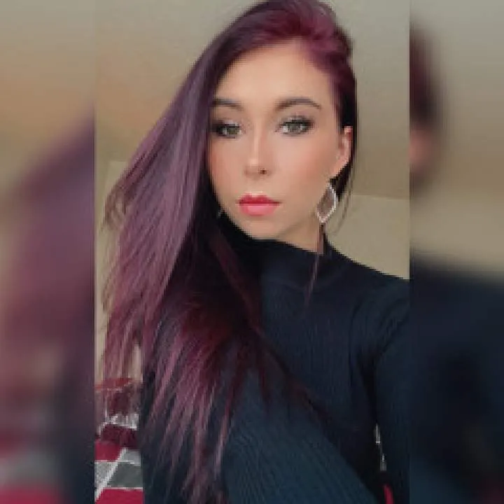 Elizabeth Photo On Jungo Live