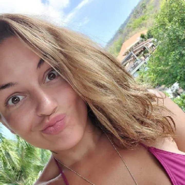 Mistressjessica........ Photo On Jungo Live