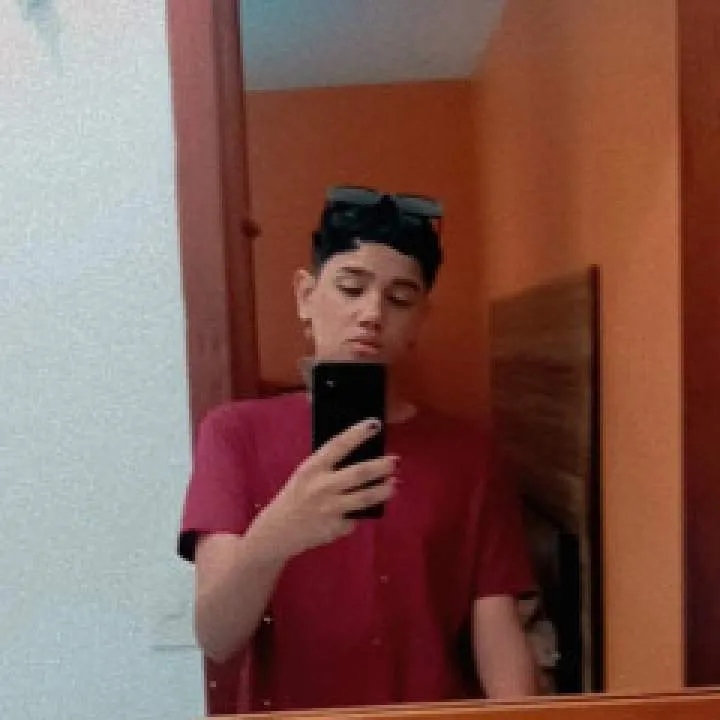 Eli Locke Photo On Jungo Live