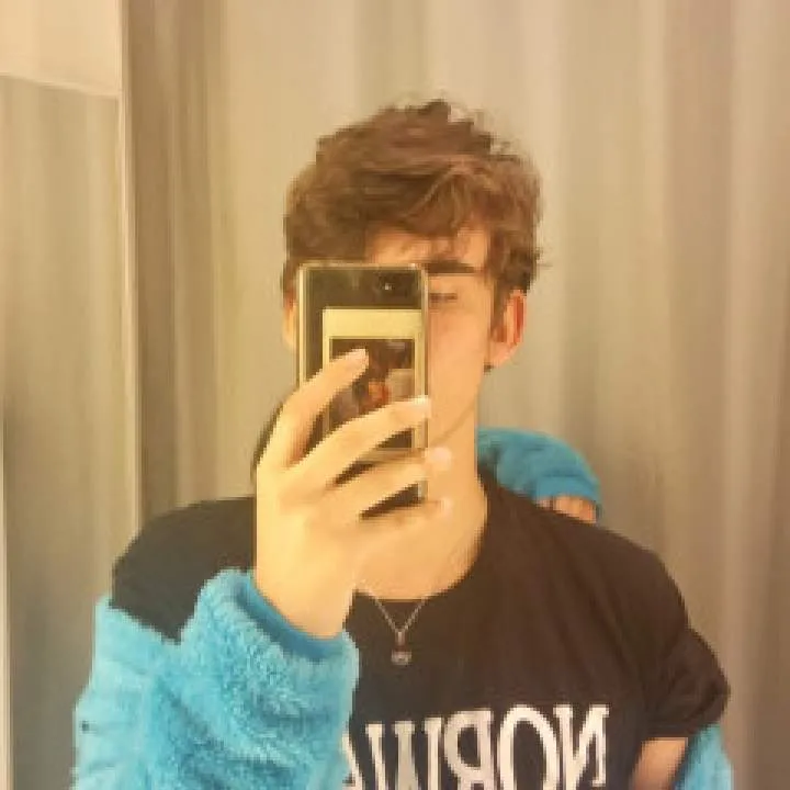 Danelo Photo On Jungo Live