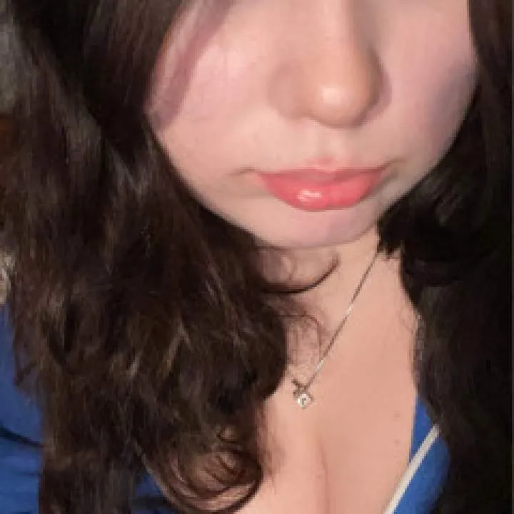 Moni Photo On Jungo Live