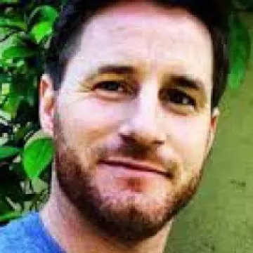 Tony........ Photo On Jungo Live