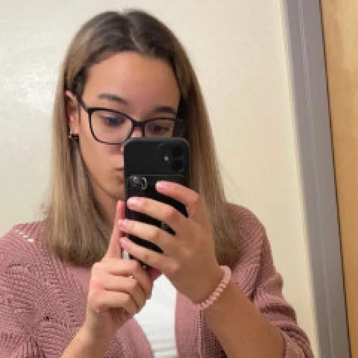 Mady.... Photo On Jungo Live