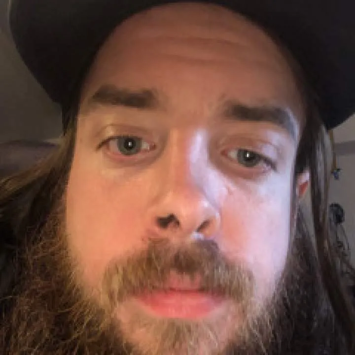 Robin Photo On Jungo Live