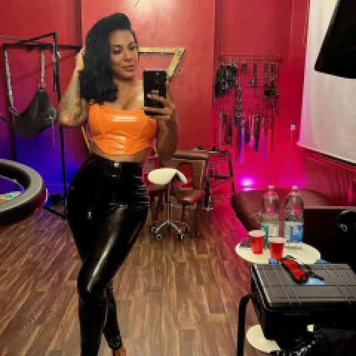 Christina Photo On Jungo Live