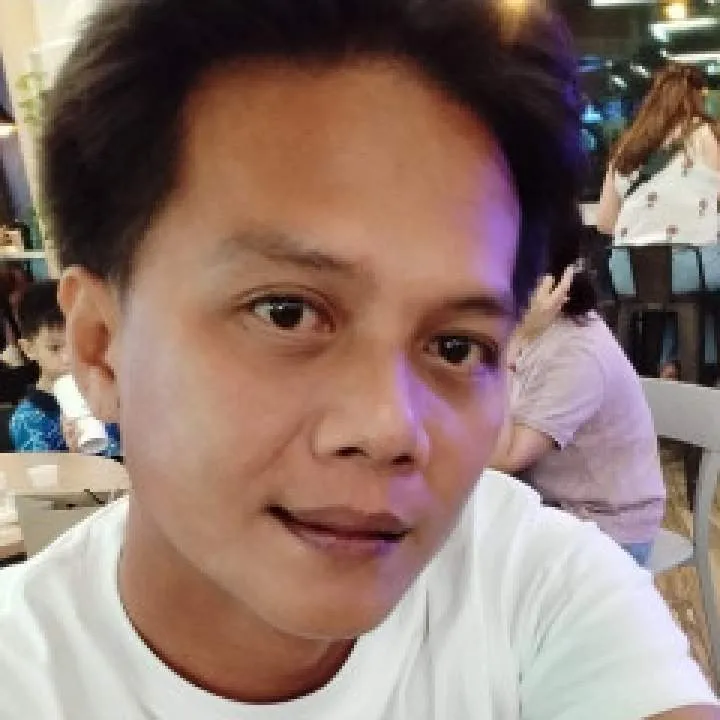 Rene Photo On Jungo Live