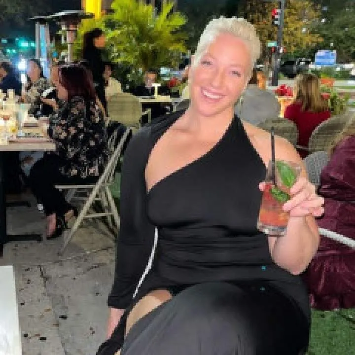 Chloé Photo On Jungo Live