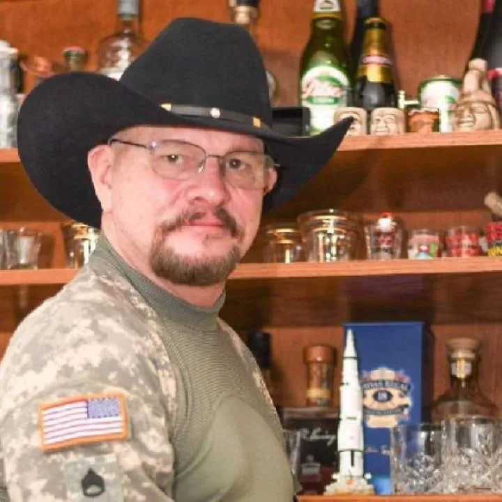 Swinger.... Photo On Jungo Live