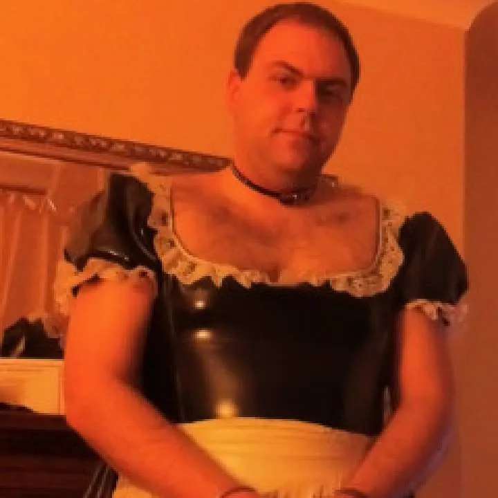Pvc Sissy Maid Photo On Jungo Live