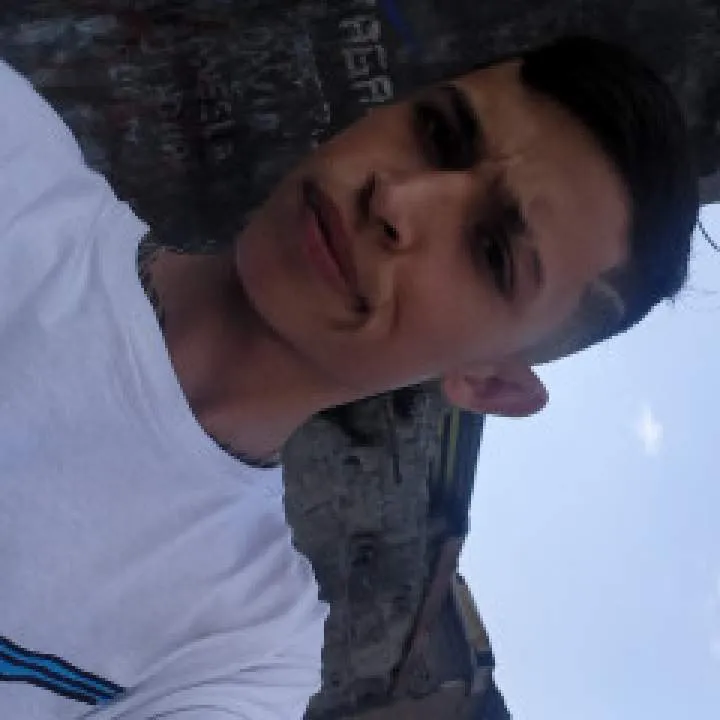 Dani Photo On Jungo Live