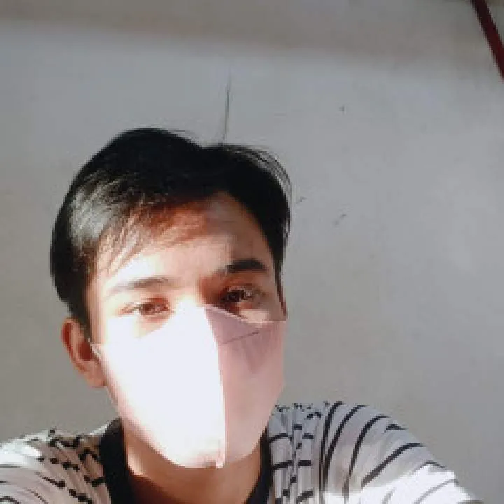 Uhhhh Boy Photo On Jungo Live