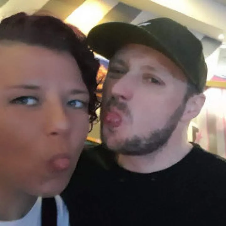 C@d Photo On Jungo Live