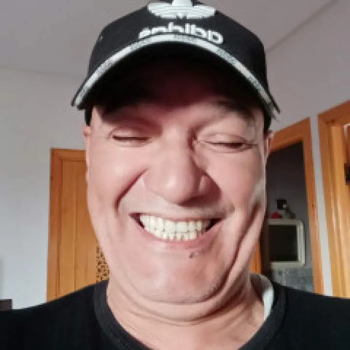 Aziz Photo On Jungo Live