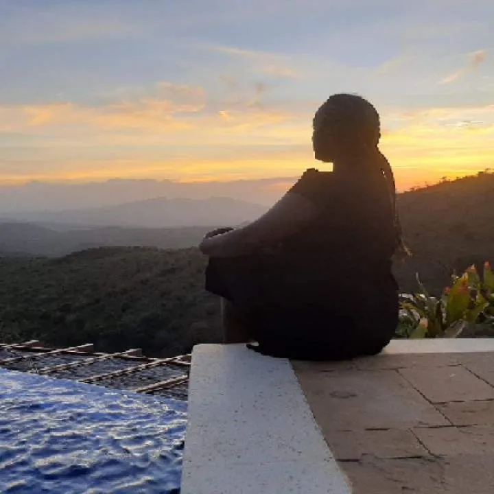 2+2 Photo On Jungo Live