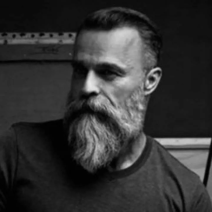 Onehandtyper Photo On Jungo Live