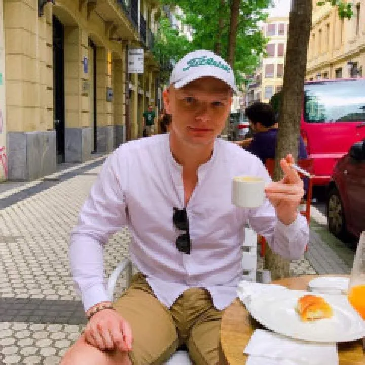 Guiguii Photo On Jungo Live