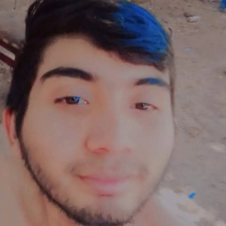 Alexander Hernández Photo On Jungo Live