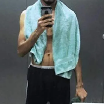 Aaron Photo On Jungo Live