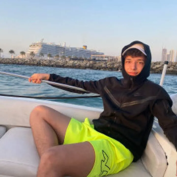 Sub.slave Photo On Jungo Live