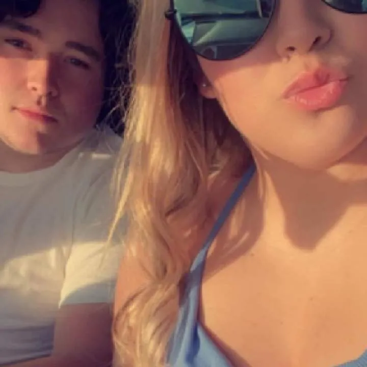 Lacouple Photo On Jungo Live