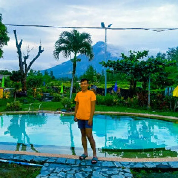 Sam.... Photo On Jungo Live